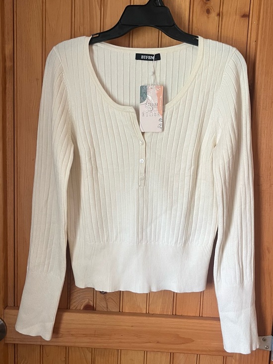 Sweaters - Women’s Henley button sweater